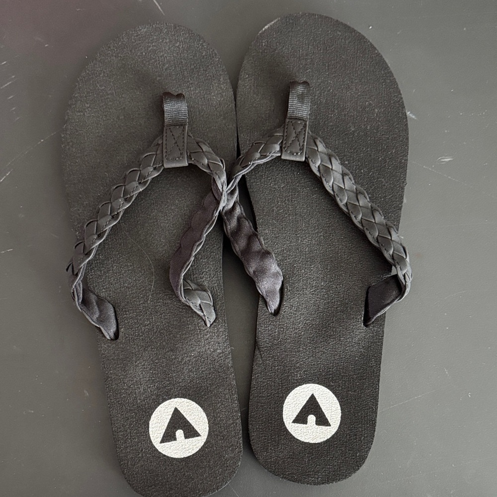 Airwalk Black Braided Sandals